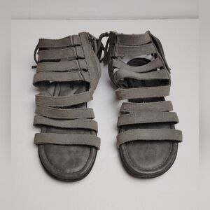 Minnetonka Women's Pisa Gray Suede Fringe Gladiator Sandals ~ Size 5